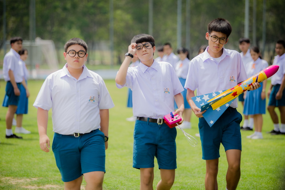 “สหมงคลฟิล์ม” ส่งหนังวัยรุ่นทะลึ่งฮา “15+ ไอคิวกระฉูด” สร้างสีสันฟันฟินให้วงการหนังไทยครึ่งปีหลัง 2560