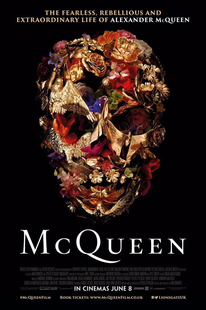 เผยโปสเตอร์สวยสะดุดตา “McQueen” สารคดีตีแผ่ชีวิต “อเล็กซานเดอร์ แม็คควีน” พระเจ้าแห่งโลกแฟชั่นยุคใหม่