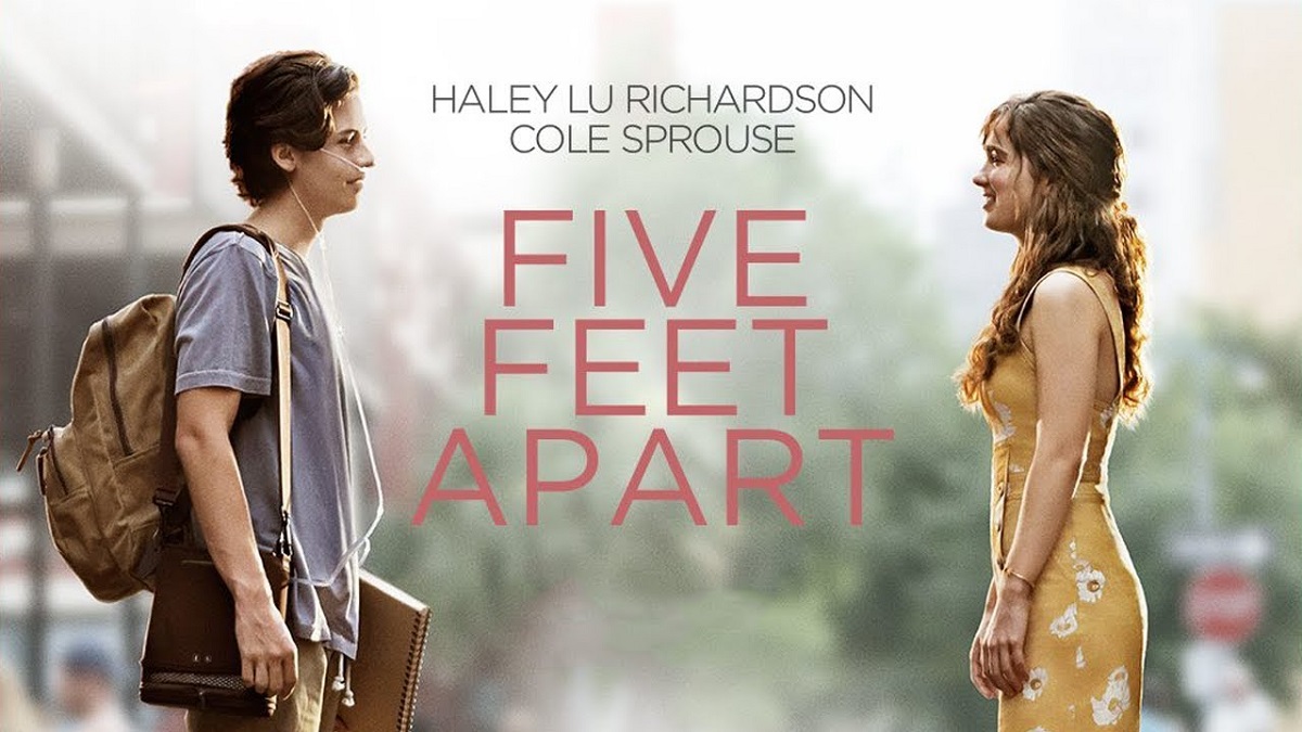 กฎเหล็กของรักครั้งนี้ คือต้องห่างกัน 5 ฟุต จากนวนิยายรักยอดนิยมสู่ภาพยนตร์โรแมนติกแห่งปี “โคล สเปราซ์-เฮลีย์ ลู ริชาร์ดสัน” ขอพิสูจน์รักทุกนิ้วทุกเซ็นฯ ในตัวอย่างล่าสุด “Five Feet Apart”