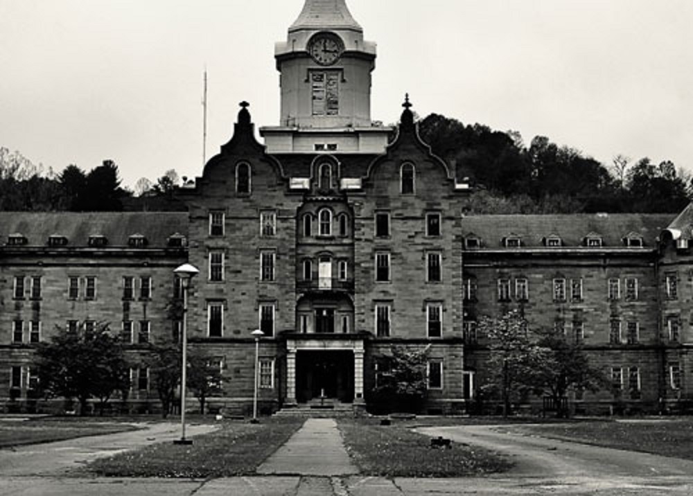 The-Power-7-Horror-Hospital-5-Trans-Allegheny-Lunatic-Asylum-USA01