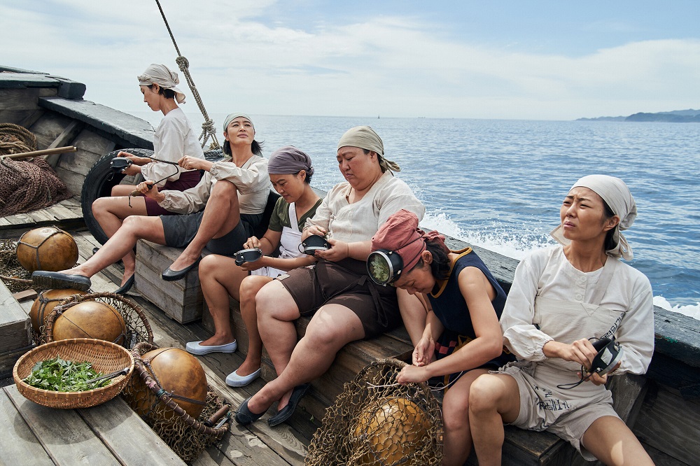 เมื่อเกาะที่เคยสงบสุขกำลังจะกลายเป็นเกาะอาชญากร! “Smugglers อหังการ์ทีมปล้นประดาน้ำ” ภาพยนตร์แอ็กชันอาชญากรรมสุดแสบสัน 3 สิงหาคมนี้ ในโรงภาพยนตร์