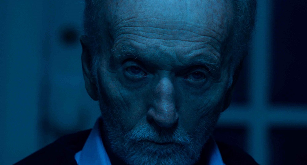 เปิดชีวิต “จอห์น เครเมอร์” จาก “ชายธรรมดา” สู่ “ฆาตกรจิ๊กซอว์” ก่อนสยองครั้งใหม่กับ “Saw X” 28 กันยายนนี้ ในโรงภาพยนตร์