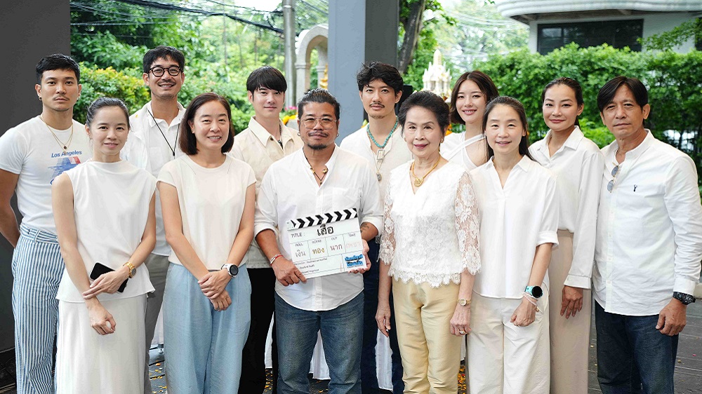 “สหมงคลฟิล์มฯ” บวงสรวง “เสือ” (4 Tigers) มหากาพย์แอ็กชันความมันส์บทใหม่จาก “จักรวาลขุนพันธ์” นำโดยผู้กำกับ “โขม ก้องเกียรติ” แท็กทีม “เวียร์ ศุกลวัฒน์ – มาริโอ้ เมาเร่อ – เป้ อารักษ์ – โตโน่ ภาคิน” เดือดแน่! ปลายปีนี้ ในโรงภาพยนตร์