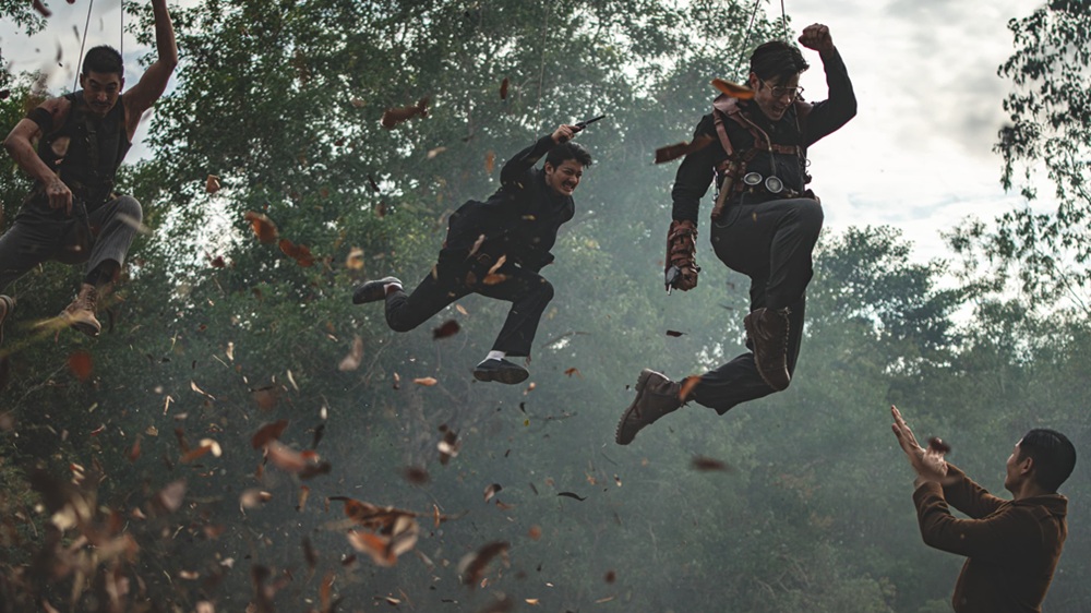 เนรมิตฉาก “ทุ่งสังหาร” ดงระเบิดล้างโคตร “เสือ” ลุยแหลกลุกเป็นไฟ บู๊เดือดลืมหายใจ ทีมผู้สร้างยกให้เป็น “ฉากแอ็กชันแห่งทศวรรษของหนังไทย” วันนี้ ในโรงภาพยนตร์